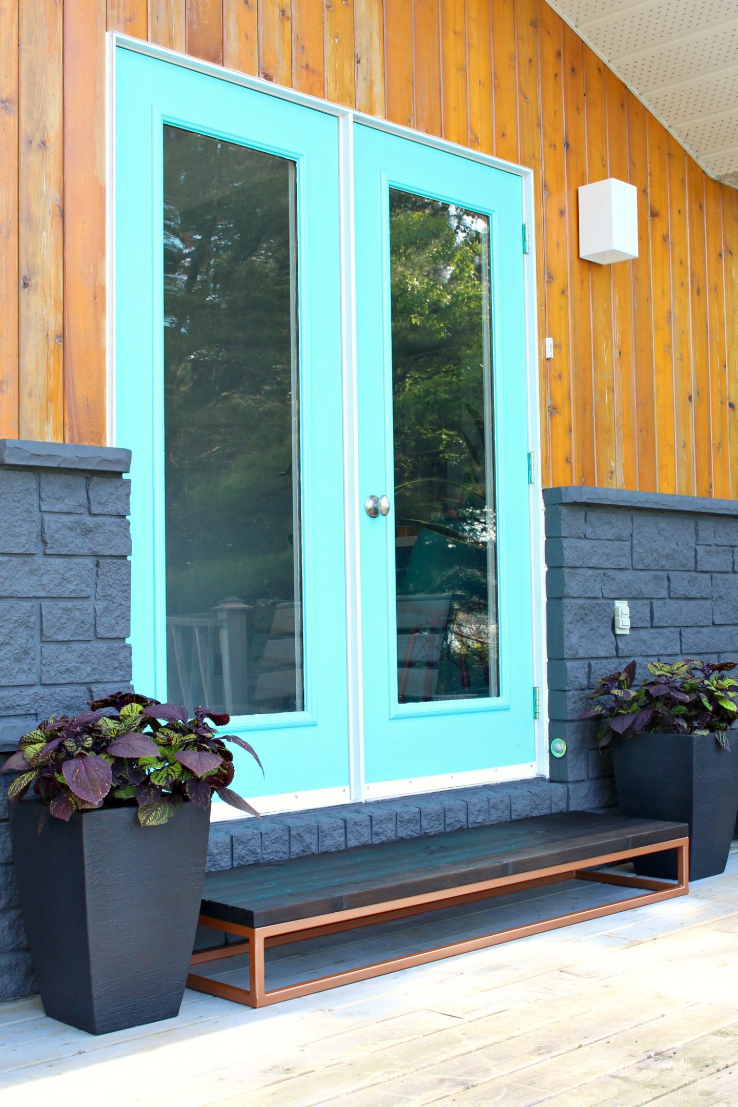 turquoise patio door 1440x2160