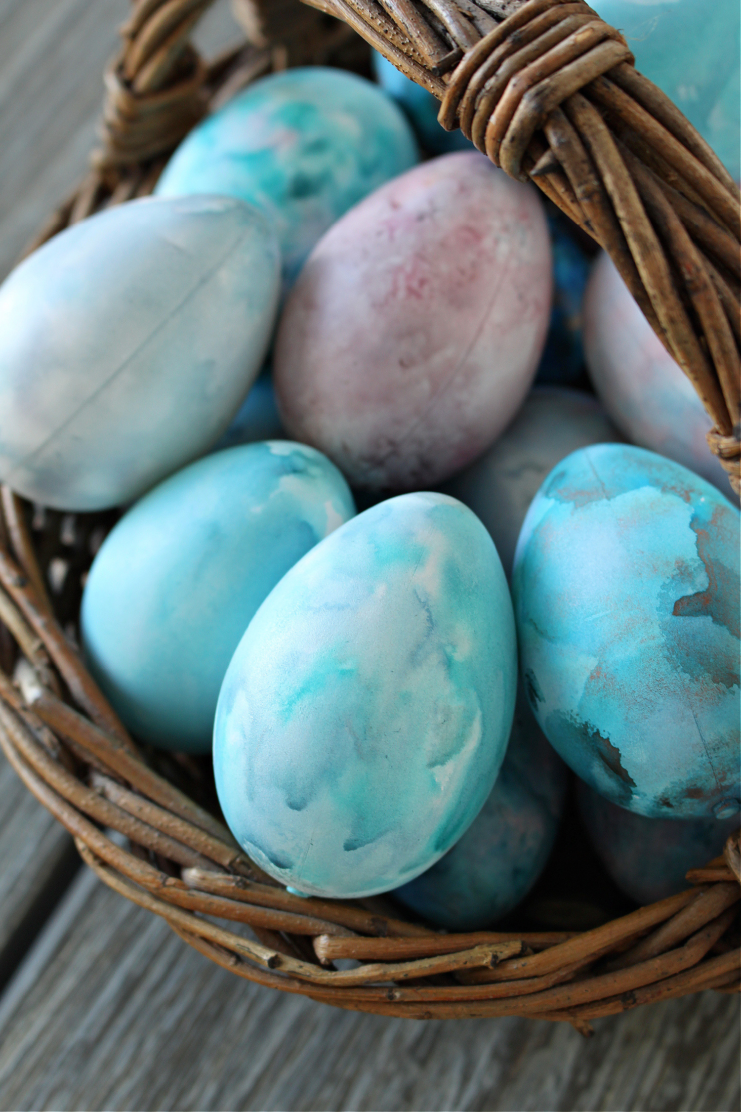 Watercolor Easter Eggs DIY