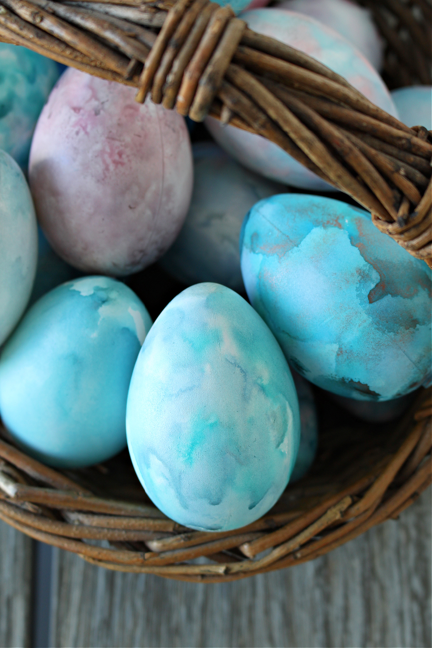 DIY Alcohol Ink Easter Eggs