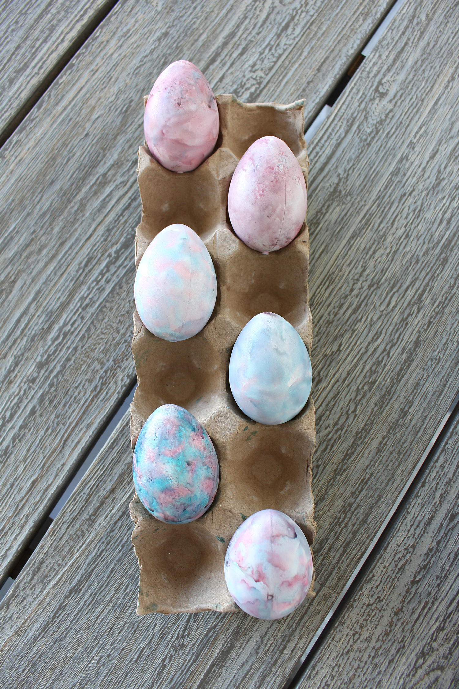 Alcohol Ink Easter Eggs Tutorial