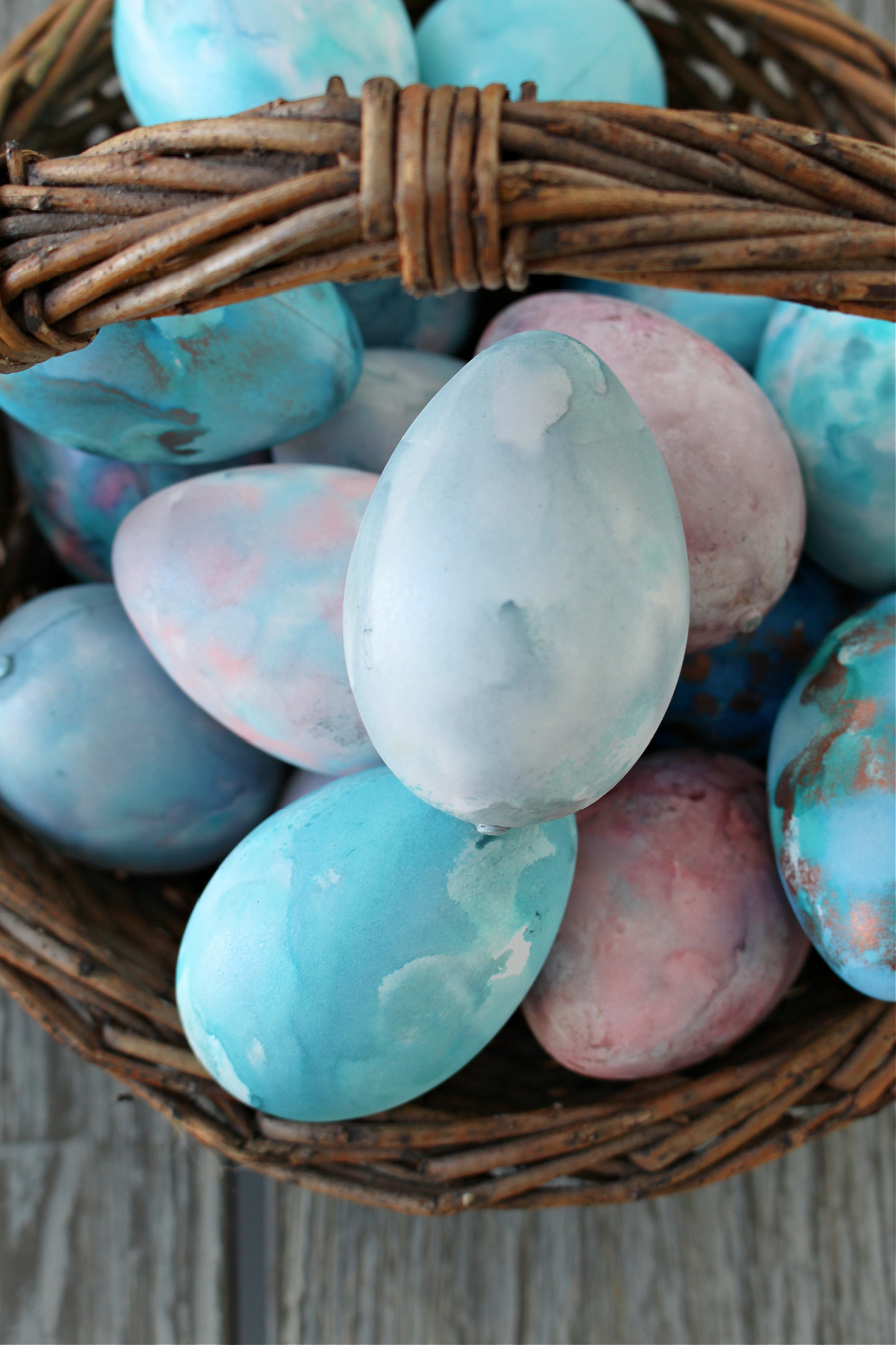Pastel Easter egg DIY
