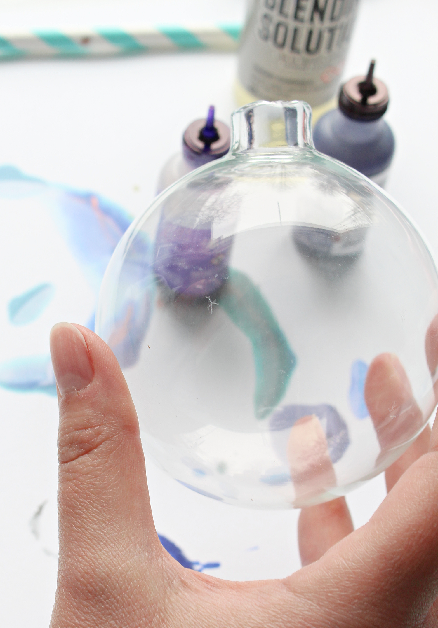 How to Make Alcohol Ink on Glass Ornaments