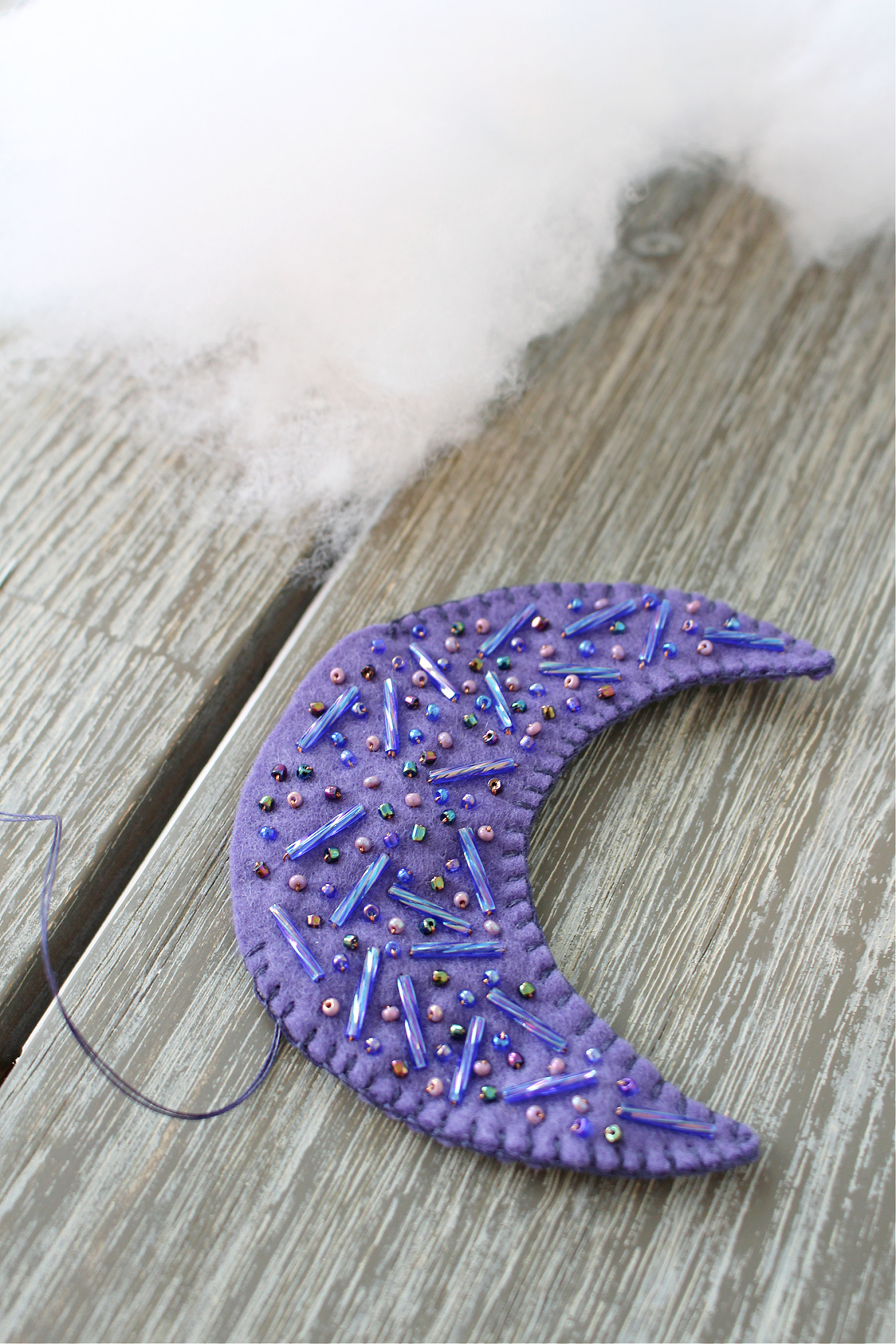 How to Hand Stitch a Felt Ornament